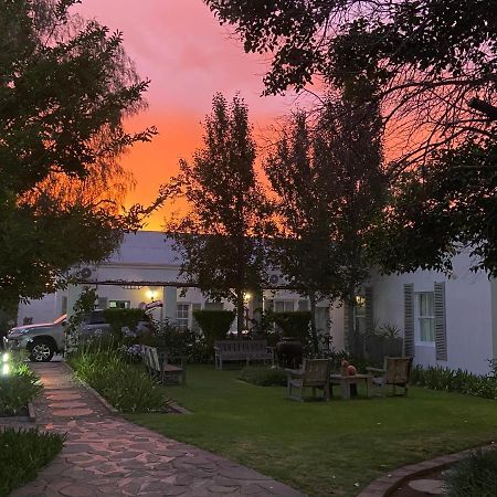Cape Karoo Guesthouse Beaufort West Eksteriør billede
