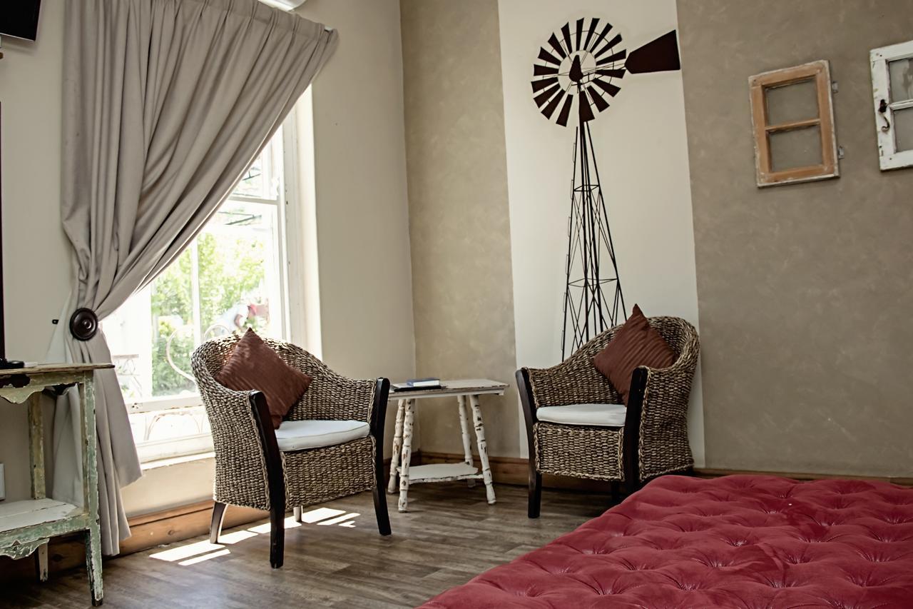 Cape Karoo Guesthouse Beaufort West Eksteriør billede